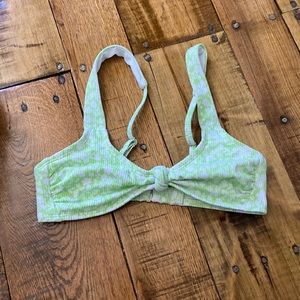 Size small